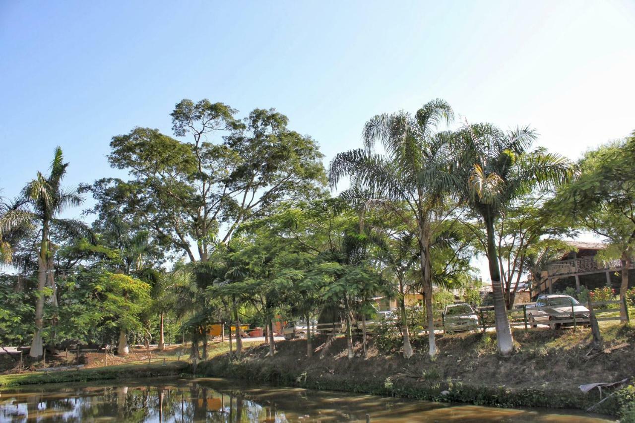 Oliveira Fortes Pousada & Parada Olhos D'Agua מראה חיצוני תמונה
